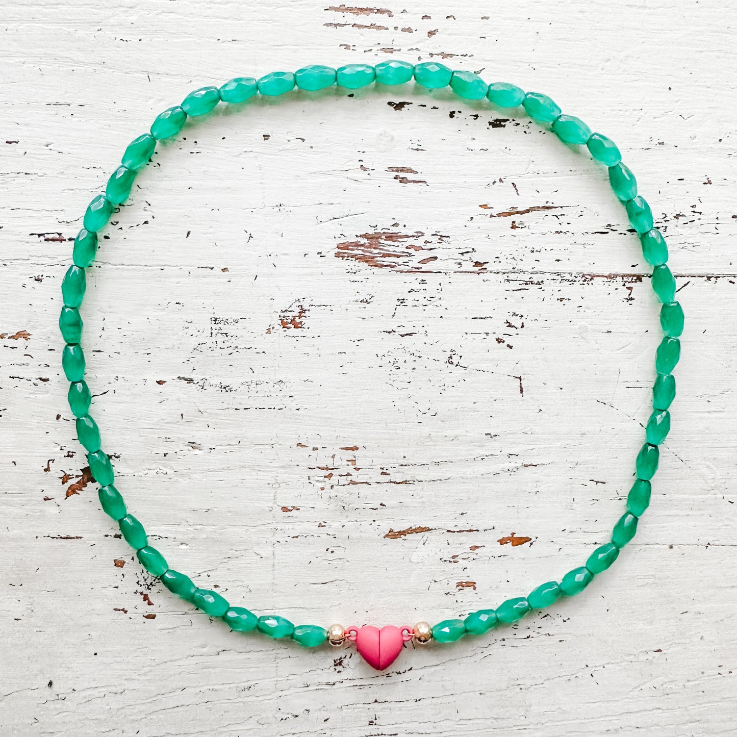 15” Green Rice beads and pink Heart